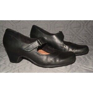 Clarks Black Leather Mary Jane Heels Comfort Strap Women’s 8N Narrow